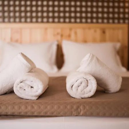 Stefaneli アパートホテル