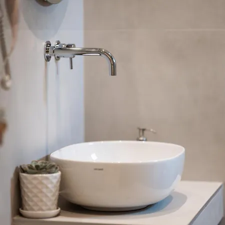 Apart Otel Stefaneli Himarë